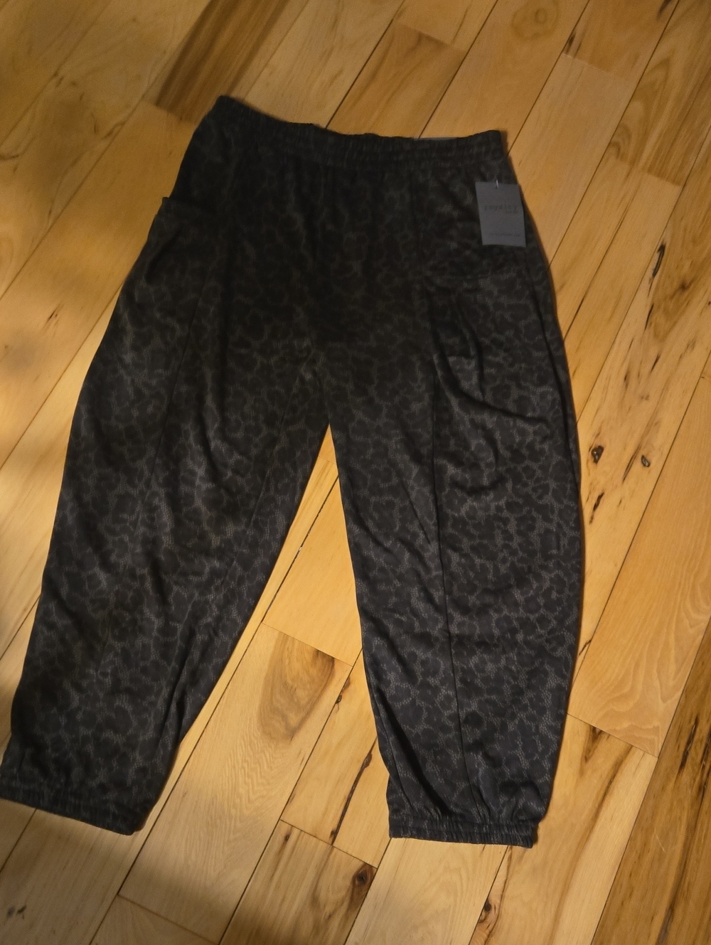 Women's Black/Brown Patterned Jogger Pants